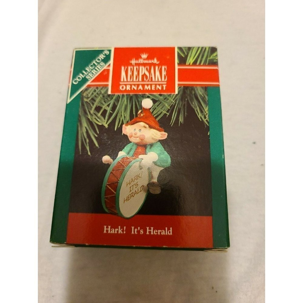 1990 Hallmark Keepsake Ornament Hark It's Herald